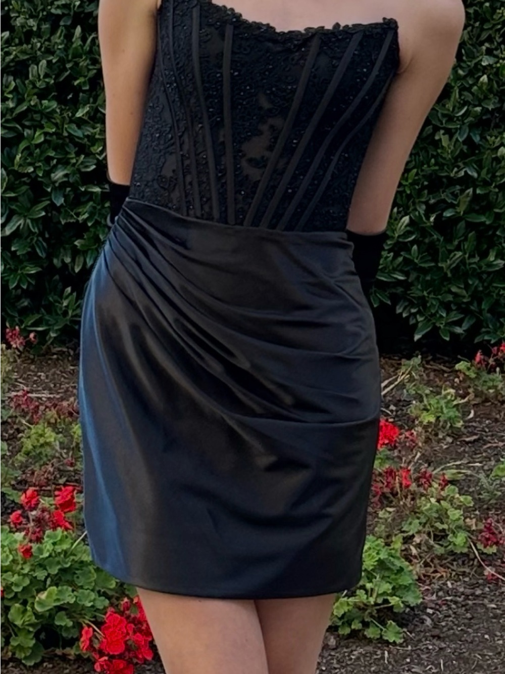 Sherri Hill Black Ruched Satin Mini Skirt